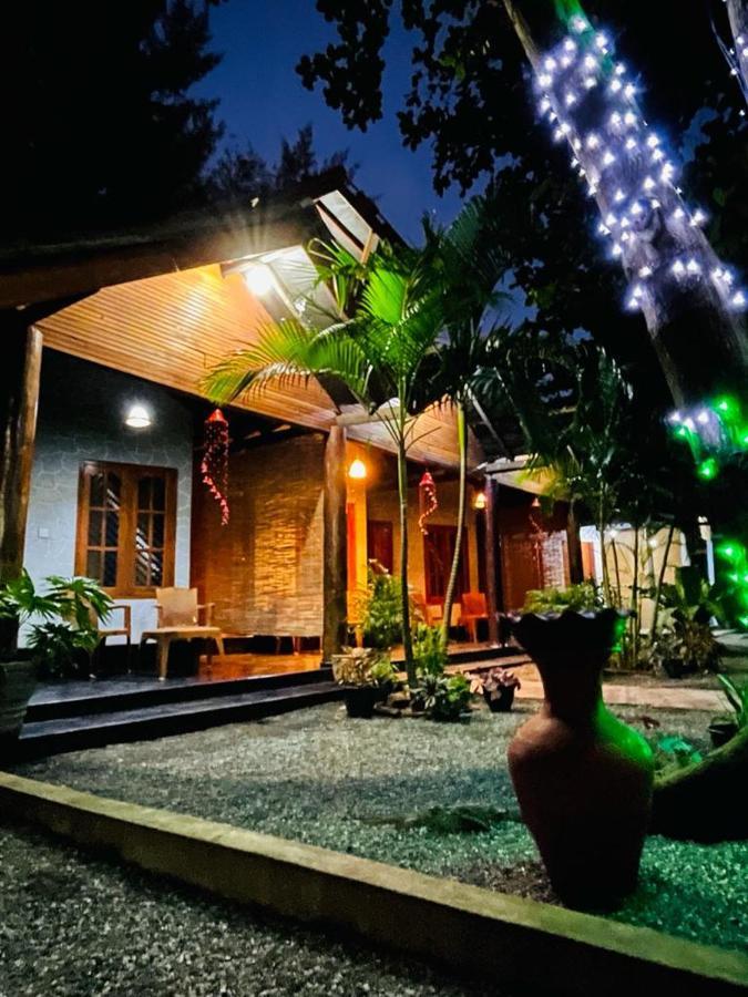 New Roy Guest House Kalkudah  Extérieur photo
