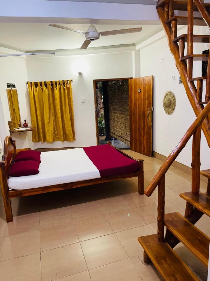 New Roy Guest House Kalkudah  Extérieur photo