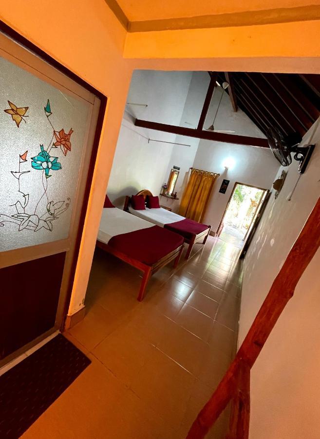 New Roy Guest House Kalkudah  Extérieur photo