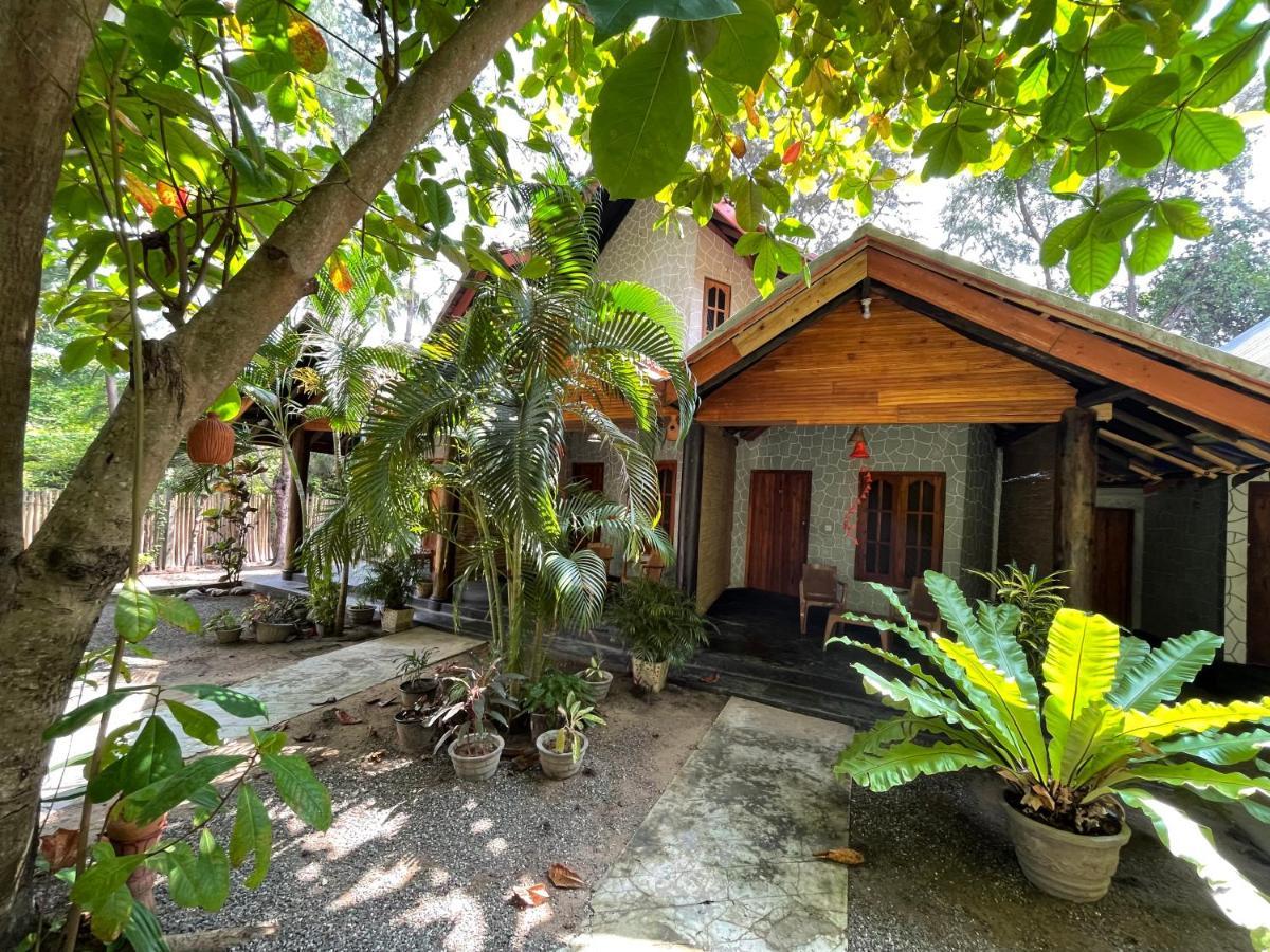 New Roy Guest House Kalkudah  Extérieur photo