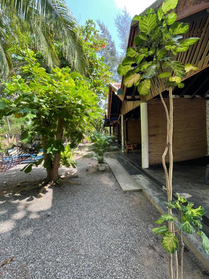 New Roy Guest House Kalkudah  Extérieur photo