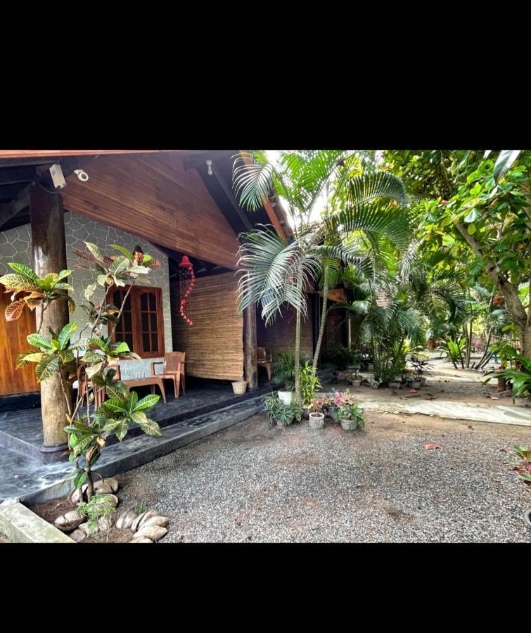 New Roy Guest House Kalkudah  Extérieur photo
